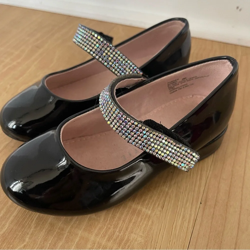Kelly & Katie Black Dress Shoes with Rhinestone Strap